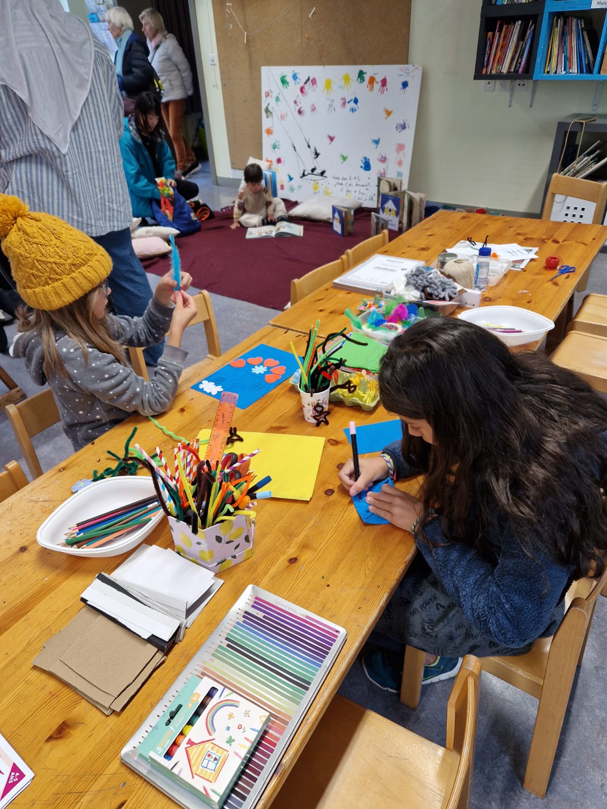 0f33cc9e-3c3b-40a4-90d2-d8715d233160